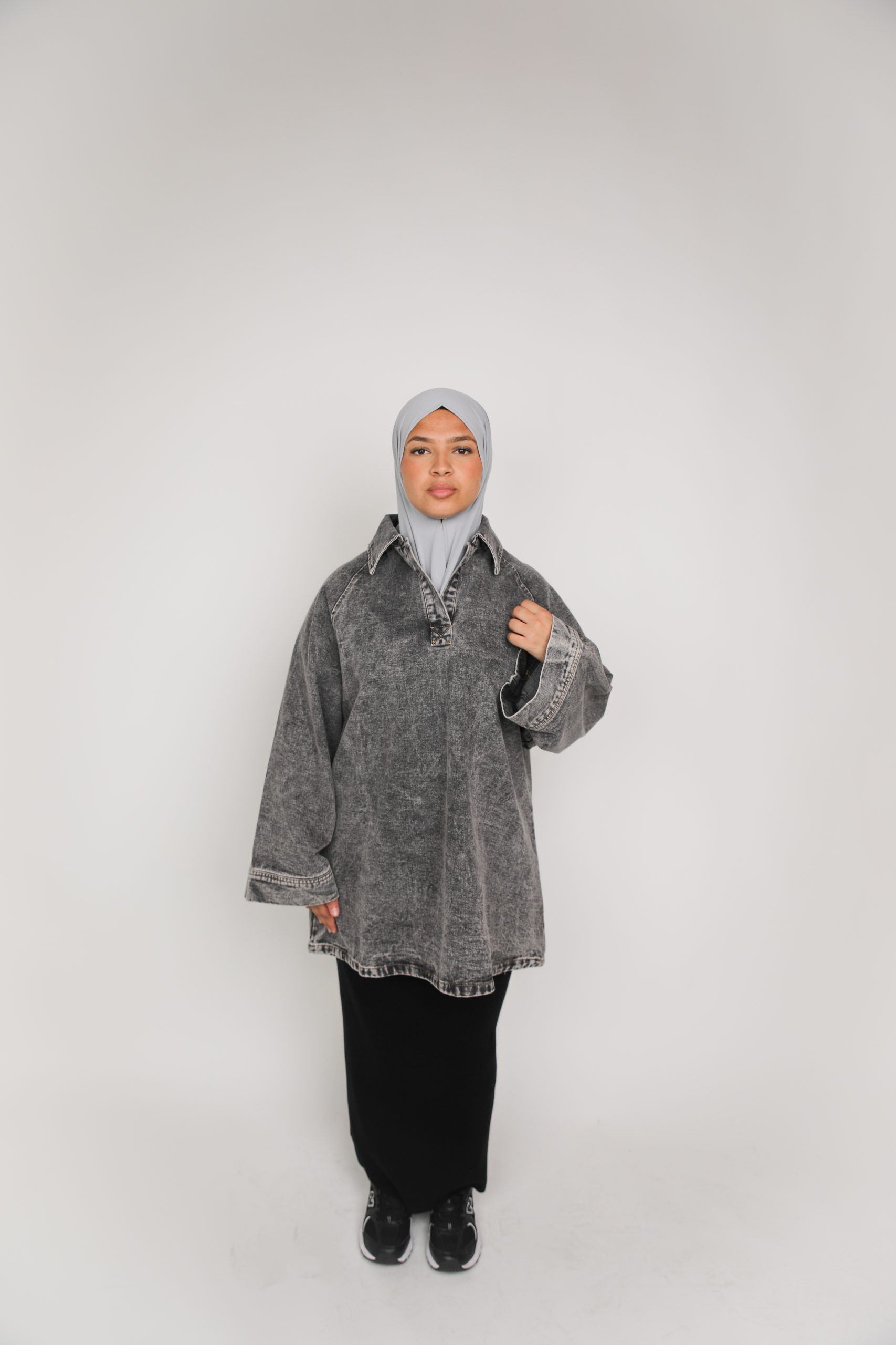 Chemise en jean grise – Image 2