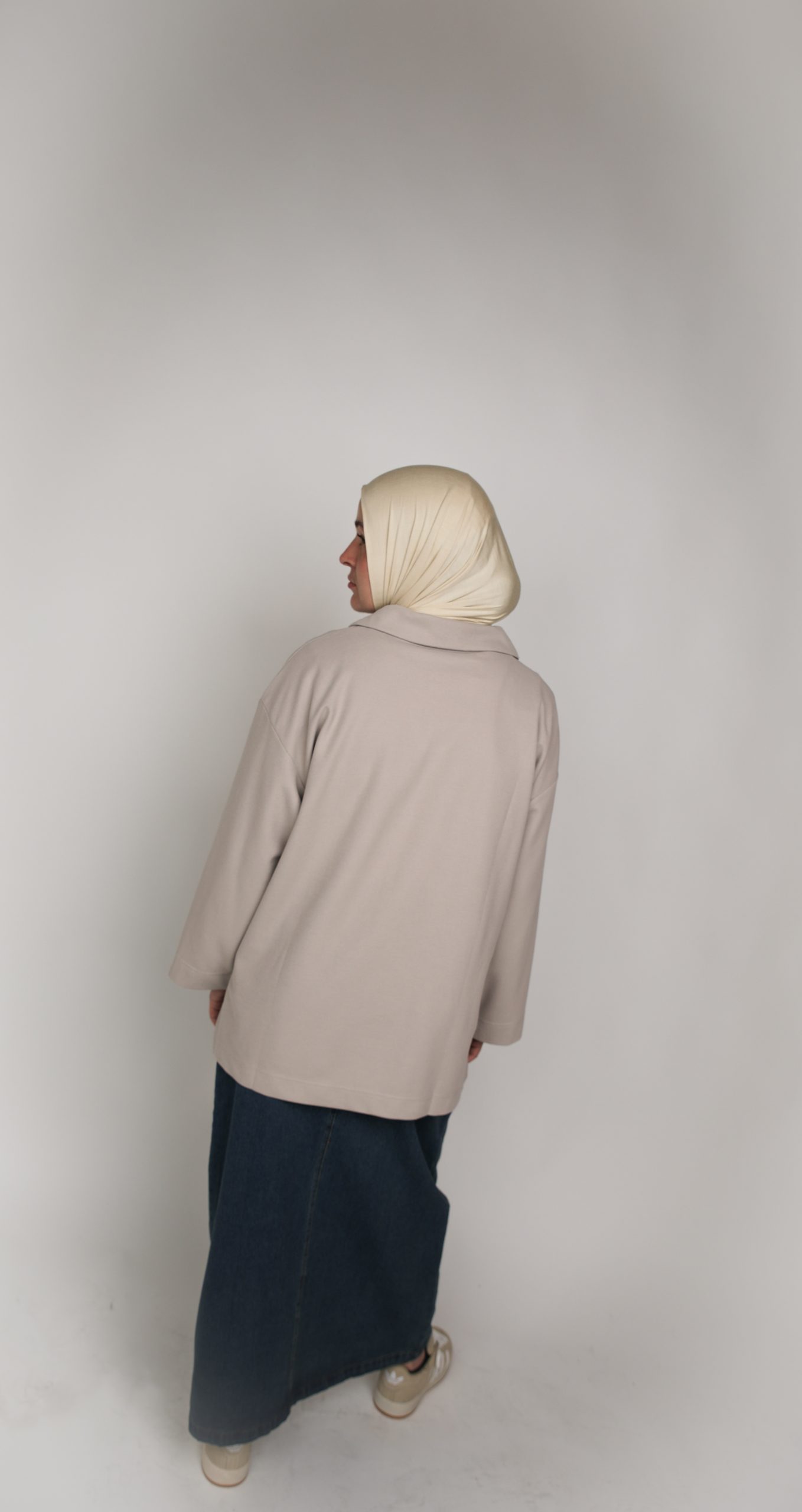 Polo manches longues Beige – Image 2