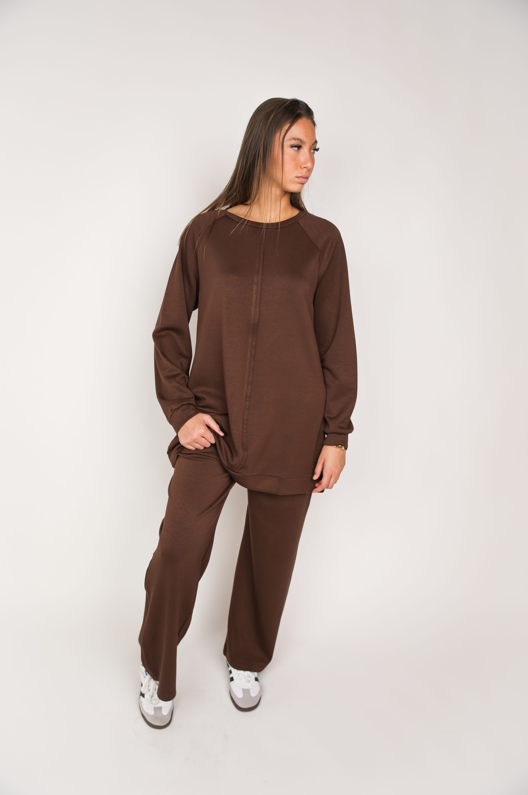 Ensemble jogging Marron – Image 2
